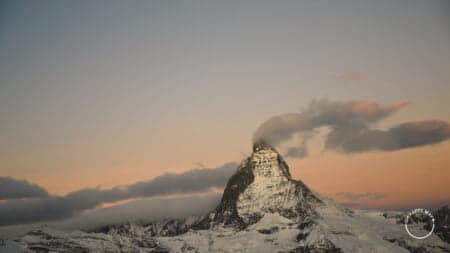 Nascer do sol no monte Matterhorn, Suíça