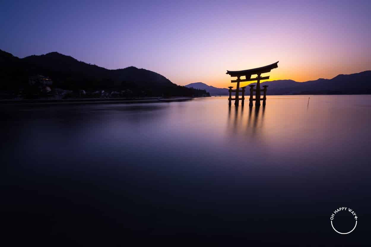 Fotos do Japão: Torii em Miyajima à noite