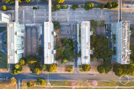 Vista aérea da Esplanada dos Ministérios em Brasília.