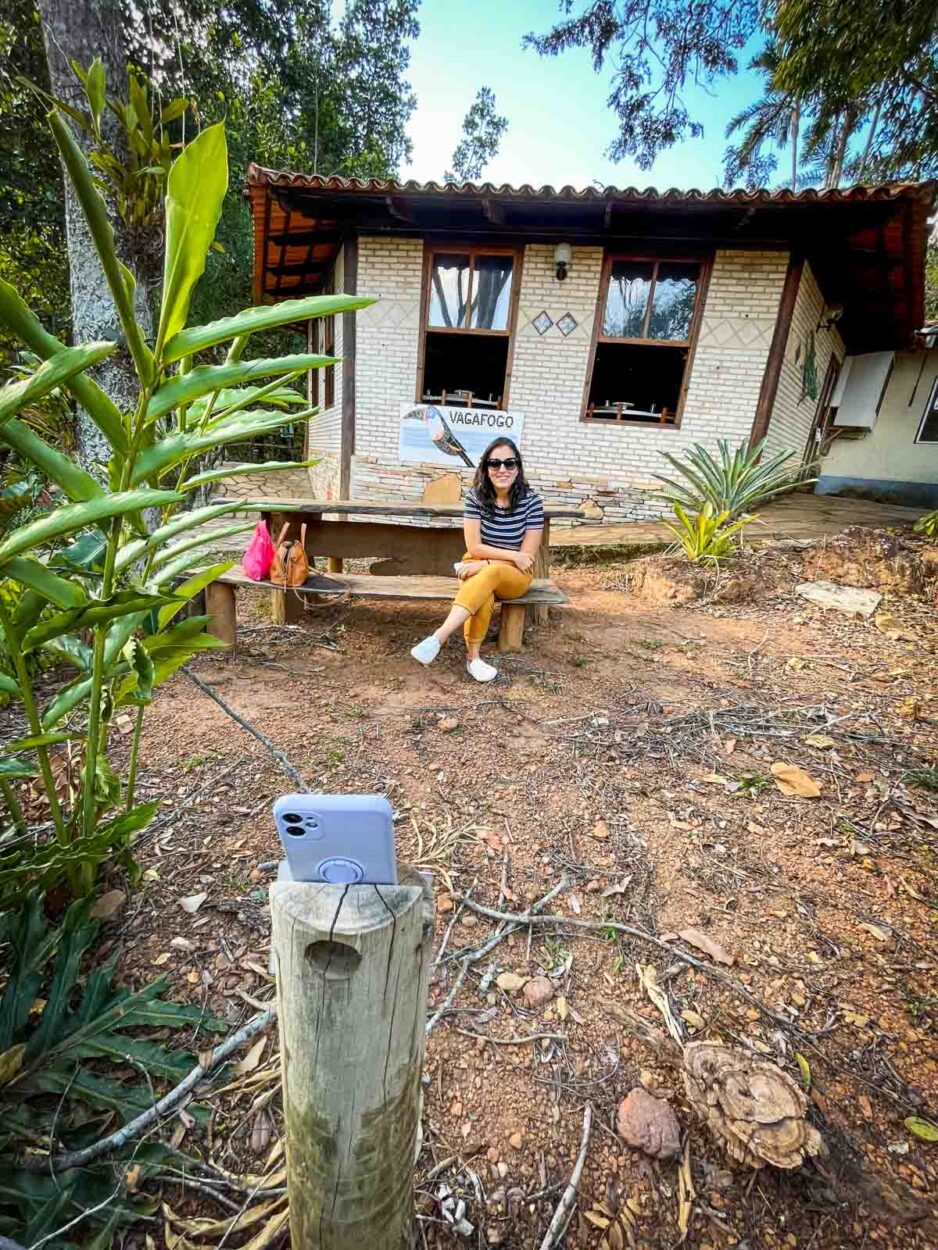 Bruna fazendo selfie na Fazenda Vagafogo